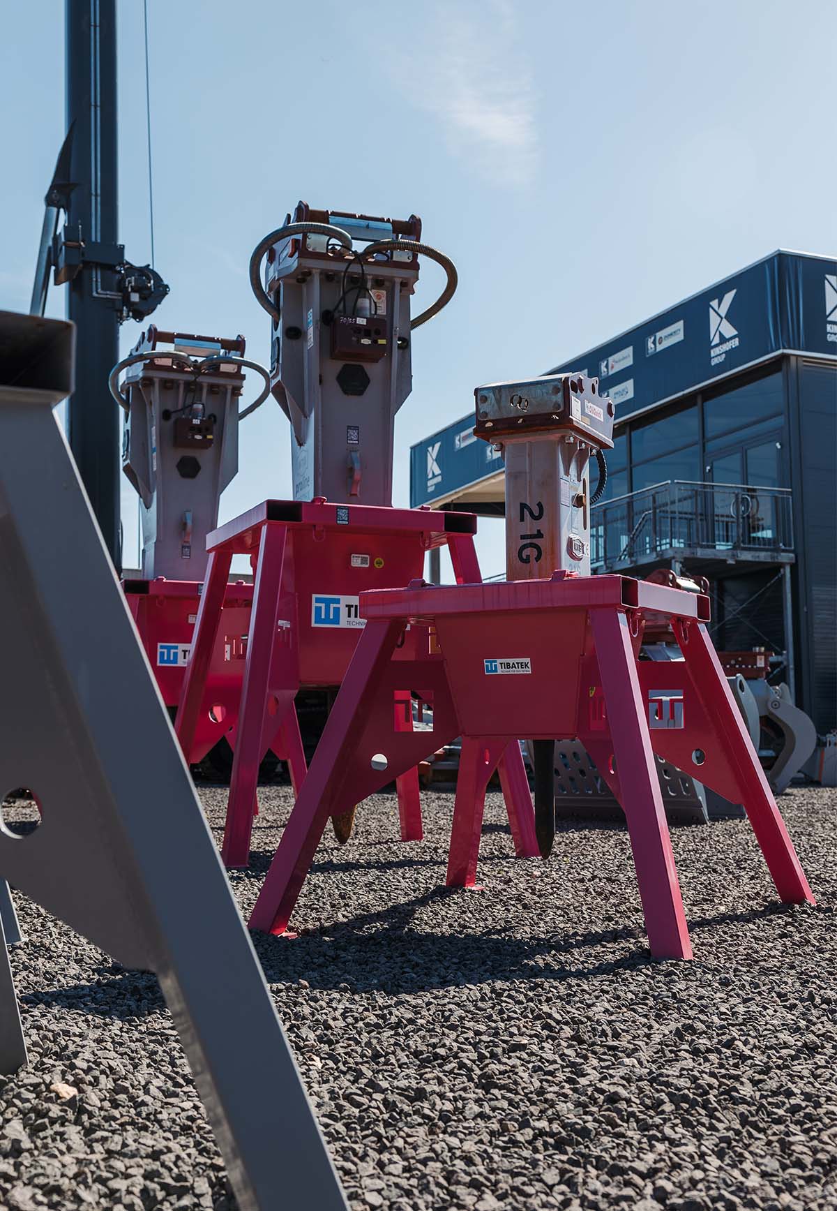 Der TIBATEK®-Hammerständer